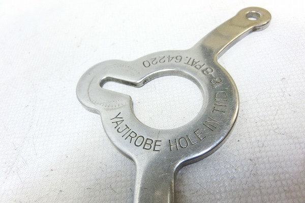 ライトホルダー　ヤジロベー