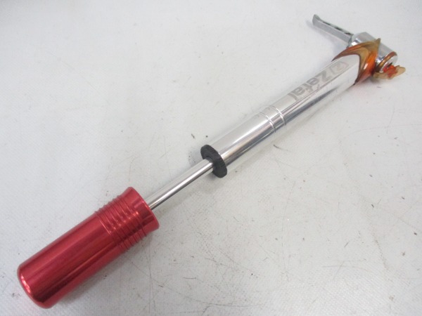 携帯ポンプ Air Profil Micro 仏