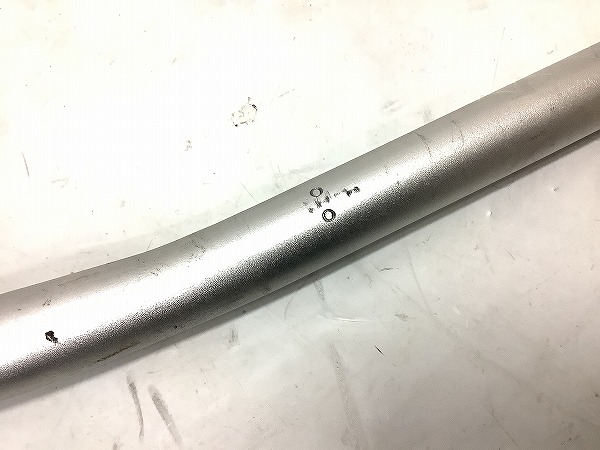 フラットバーハンドル　25.4mm　590mm