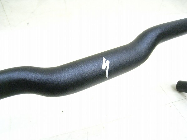 ドロップハンドル HOVER ALLOY 31.8/400mm 15mmライズ