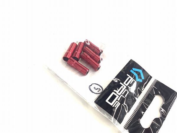 アウターキャップ レッド 6個