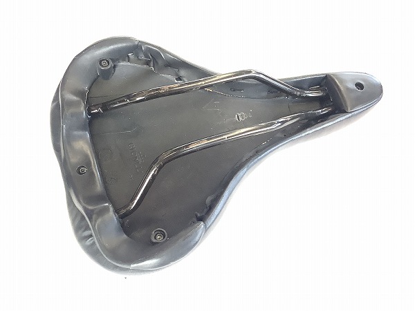 サドル スチールレール ブラック