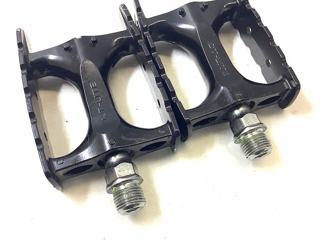 フラットペダル  CT-LITE