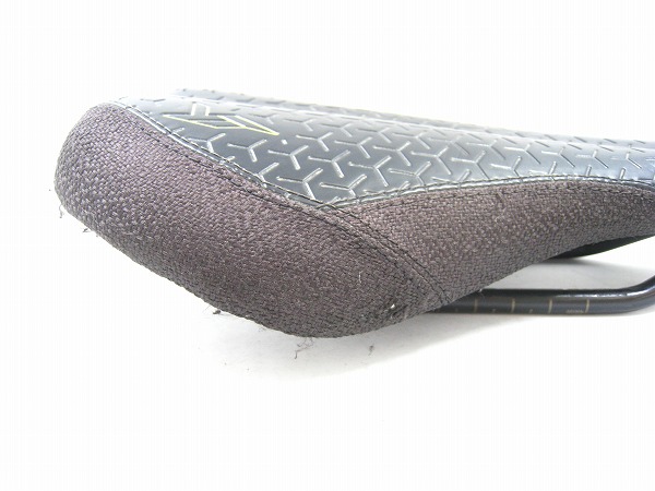 サドル スチールレール ブラック/イエロー