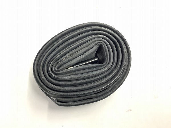 チューブ CHAMBRE A AIR INNERTUBE 700×23-25C