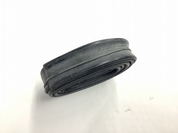 チューブ CHAMBRE A AIR INNERTUBE 700×23-25C