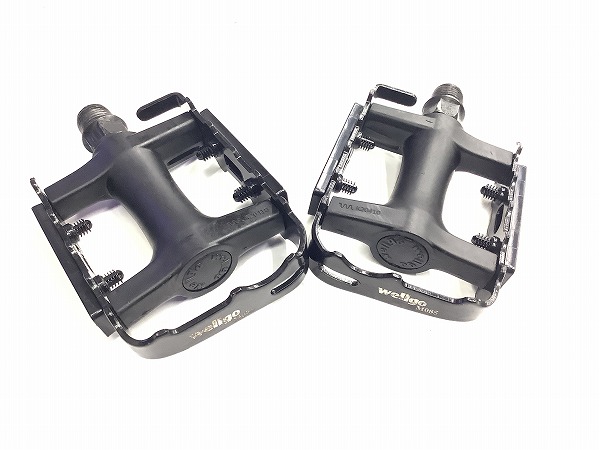 フラットペダル M085 ブラック