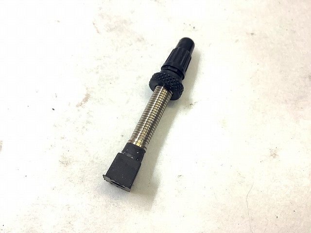 チューブレスバルブ