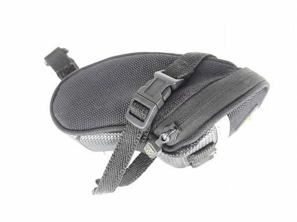 サドルバッグ　エアロウェッジパック　マイクロサイズ　ストラップマウント