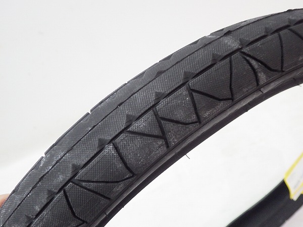 スリックタイヤ サイズ：20x2.3(58-406)