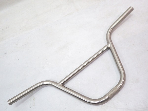 BMXハンドル 675㎜/22.2㎜