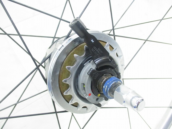 リアホイール WH-S501 ダイナモハブ 700c