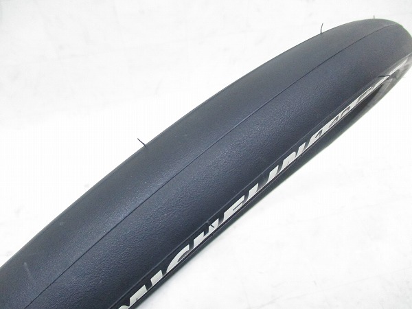 クリンチャータイヤ wild runr 26x1.40