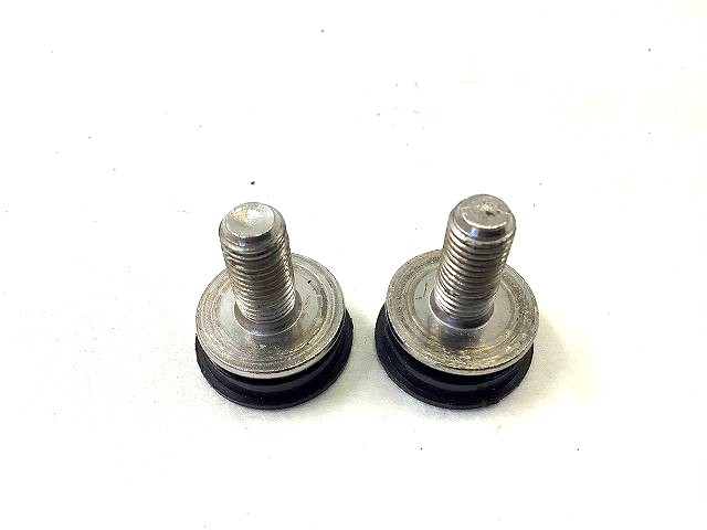 クランクフィキシングボルト　スクエア用