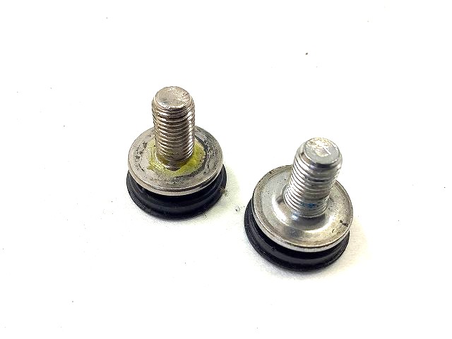 クランクフィキシングボルト　スクエア用