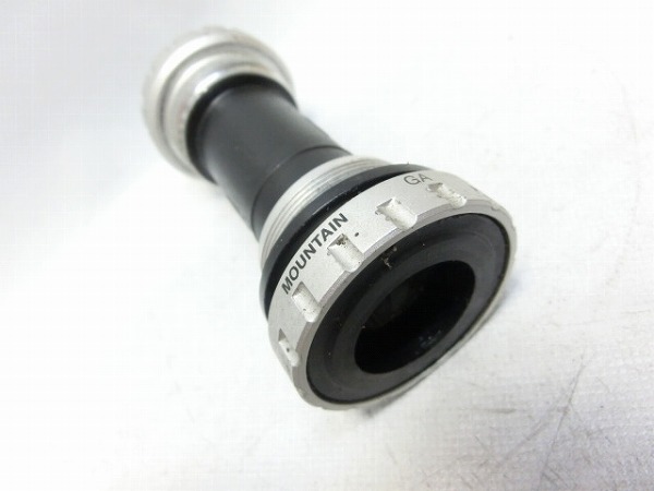 ボトムブラケット MOUNTAIN JIS/73mm/ホローテック2