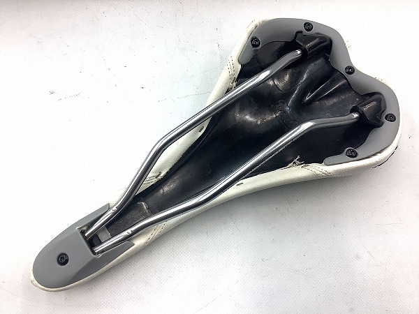 サドル ジオスロゴ　ホワイト　スチールレール