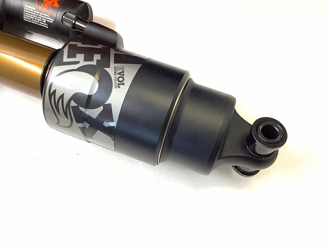 リアサスペンション FLOAT X2 205mm