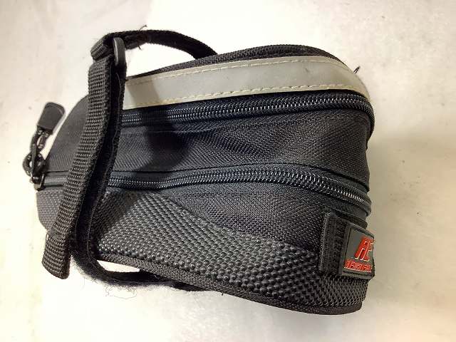 サドルバッグ BLK