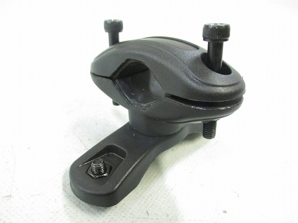 ボトルケージ台座 ブラック 31.8mmまで
