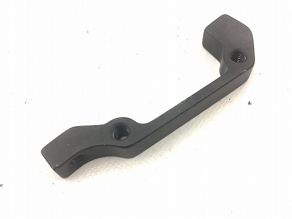 ディスクブレーキ台座