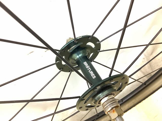 フロントカーボンホイール SHRED88 700c