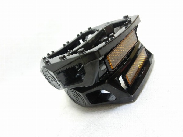 フラットペダル ブラック VP-550