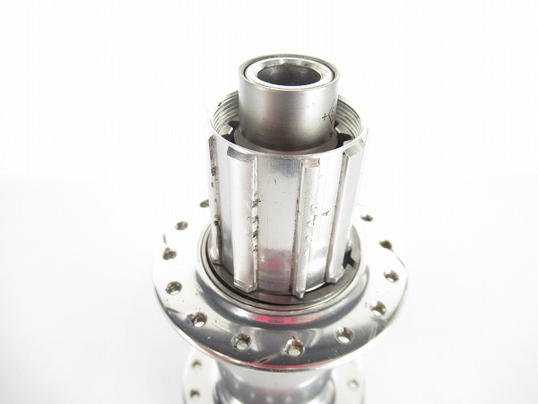 リアハブ ISO DISC シルバー　12mmスルー/150mm　32H