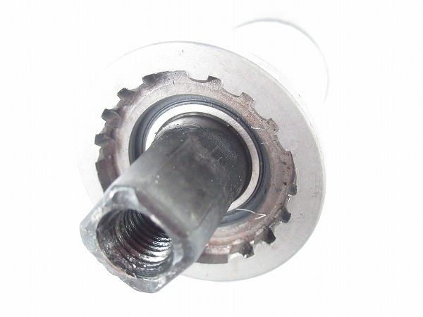 ボトムブラケット　VP-BC73　JIS/68mm　軸長：110.5mm