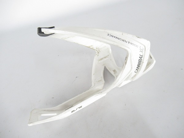 ボトルケージ　cannibal xc　ホワイト