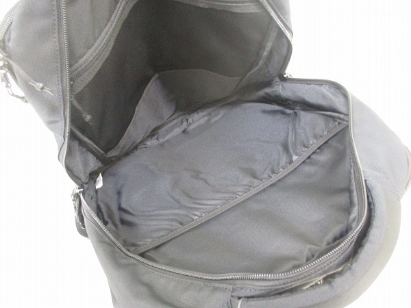 スリールームバックパック ブラック