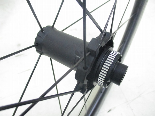 【未使用】カーボンホイールセット R5 DISC RED-SUN 622x21 シマノフリー11s