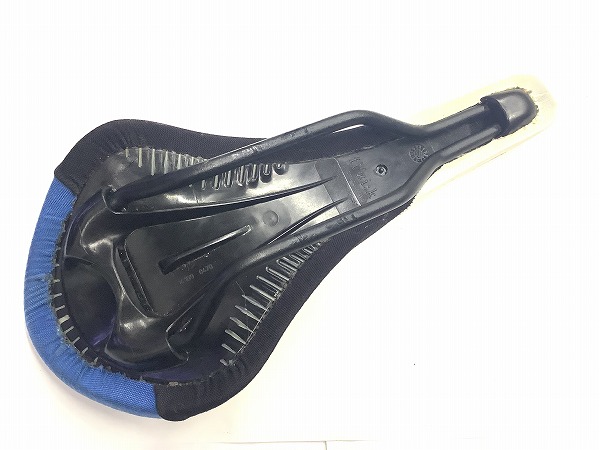 サドル gobi xm MANGANESE HOLLOWレール