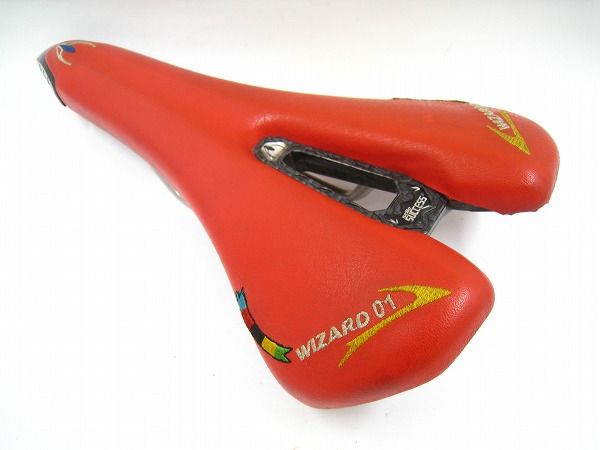 サドル WIZARD 01 チタンレール