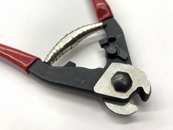 ワイヤーカッター