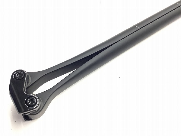 カーボンシートポスト 約350mm(実測）/27.2mm