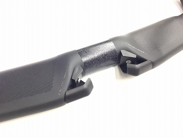 中華カーボンエアロハンドル ：約380mm（エンドC-C実測）/318mm