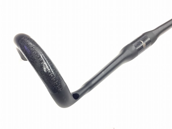 中華カーボンエアロハンドル ：約380mm（エンドC-C実測）/318mm