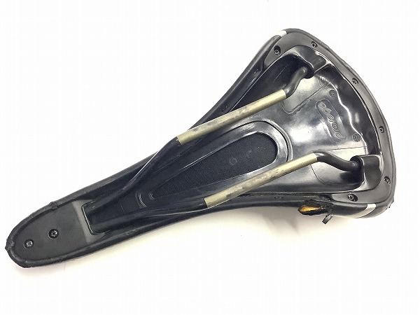 サドル KAPPA DEA Pro STNレール 破れあり