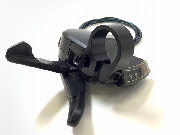 シフター ALIVIO SL-M3100-R 3s 左のみ