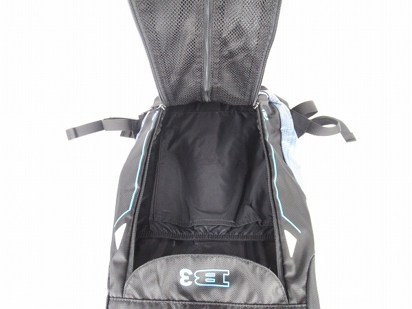 バックパック　ブラック