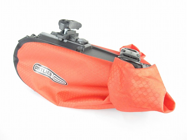 サドルバッグ　オレンジ