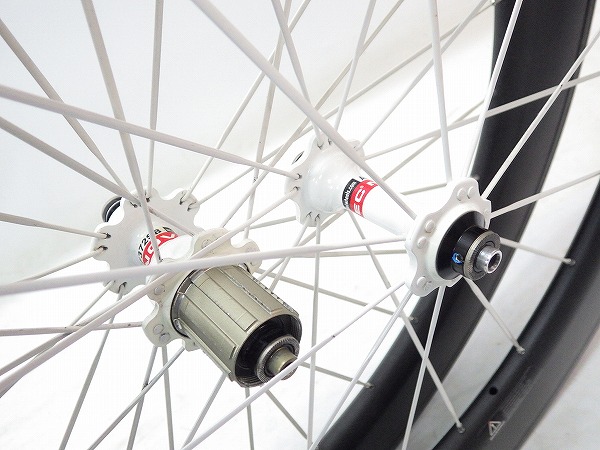 カーボンホイール ノバテックハブ 700c/シマノフリー11s/チューブラー ※ゴリ感あり