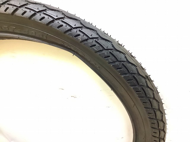 タイヤ　20x2.125 （406x57c）