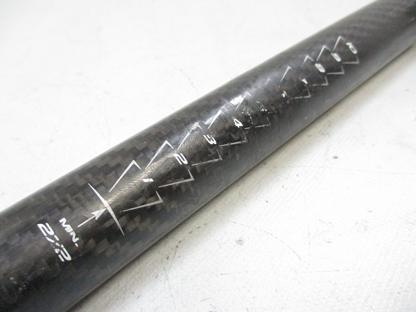 シートポスト 1.3 CARBON 27.2/300mm