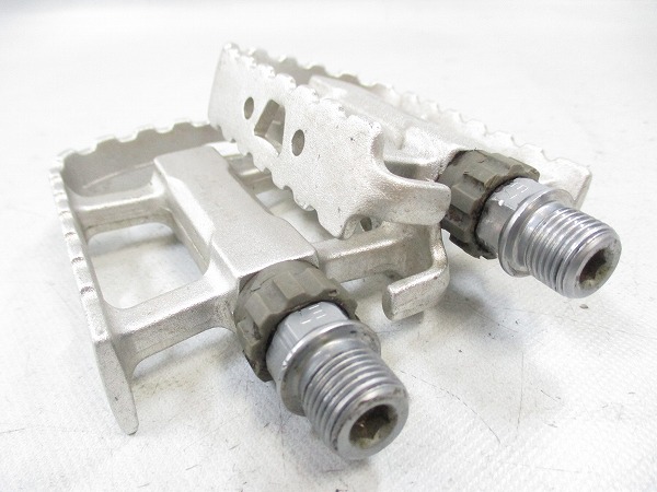 フラットペダル LU-C19