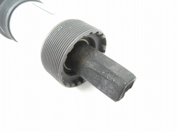 ボトムブラケット BC-73 JIS/68mm 122.5mm スクエア