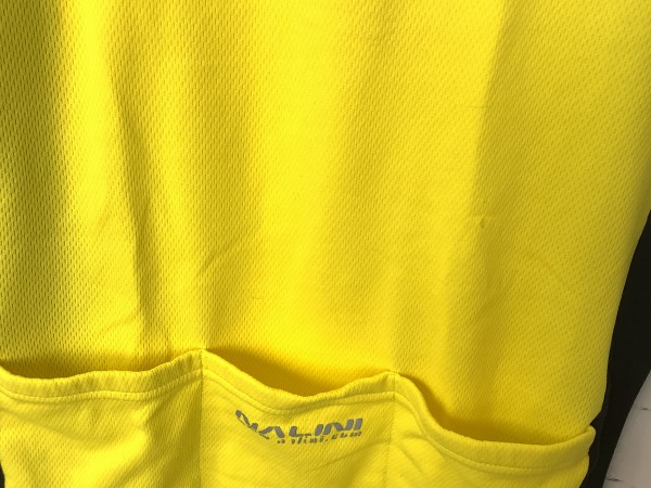 半袖ハーフジップジャージ BASE Mサイズ