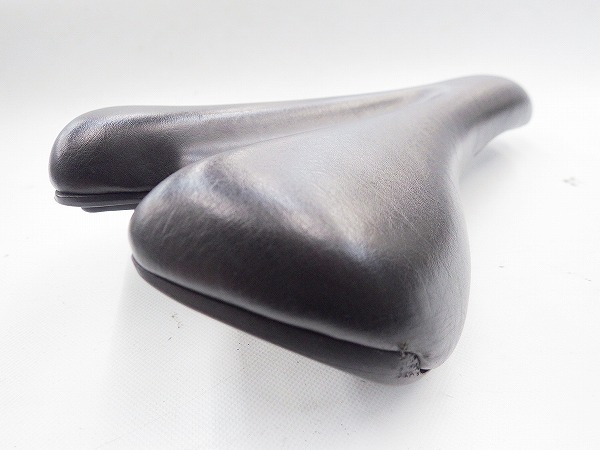 サドル スチールレール