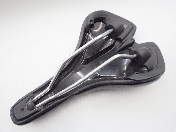 サドル スチールレール